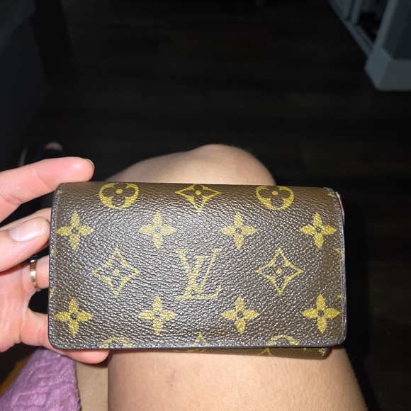 Wallet - Picture 8 of 11